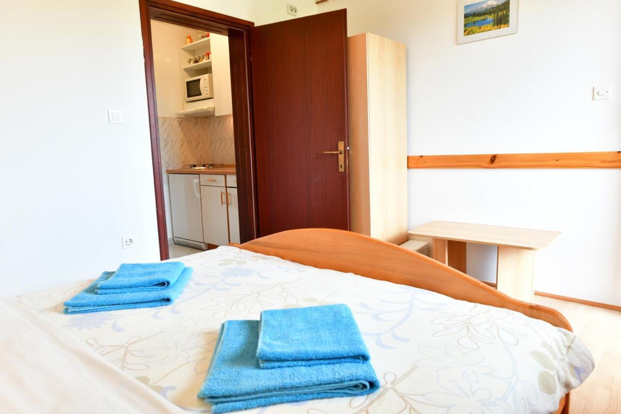 Guesthouse Ante Hodak Seliste Dreznicko Exterior foto